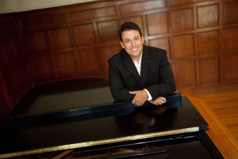 Gallery photo 3 of St. Louis Pianist Dave Becherer