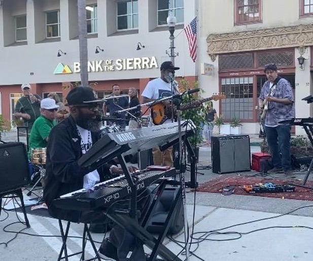 Gallery photo 6 of Jangahla Roots | Reggae Band