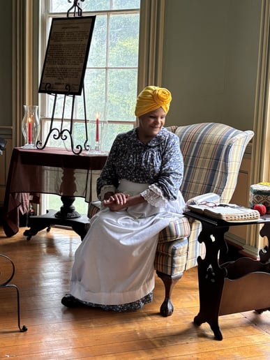 Gallery photo 9 of Storyteller Theresa G