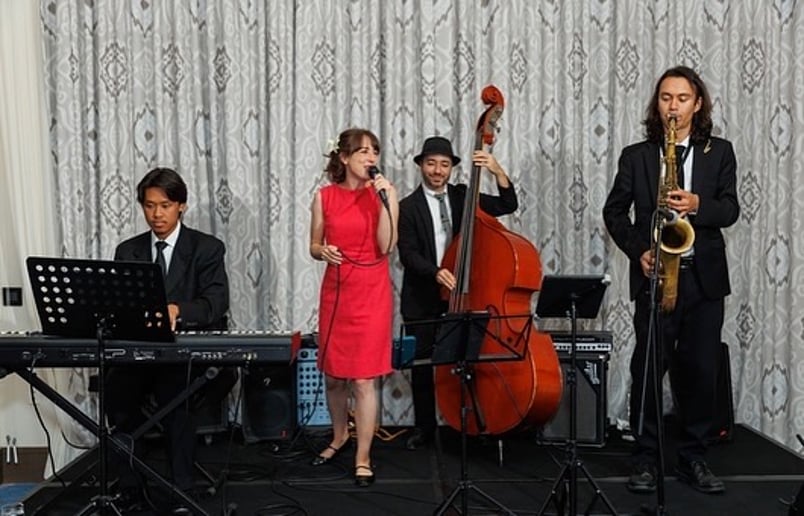 Gallery photo 9 of Strada Swing