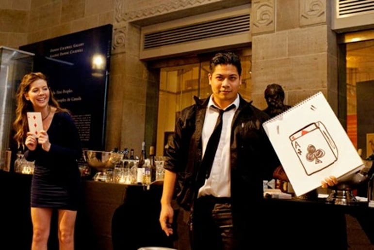 Gallery photo 2 of Street magician/Illusionist - Ray Chance