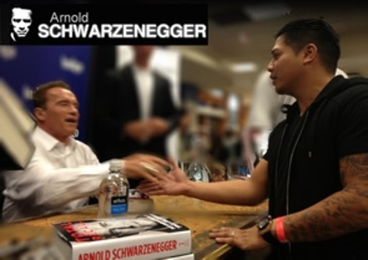 Gallery photo 4 of Street magician/Illusionist - Ray Chance