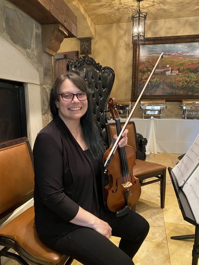 Gallery photo 1 of String Player Jamie