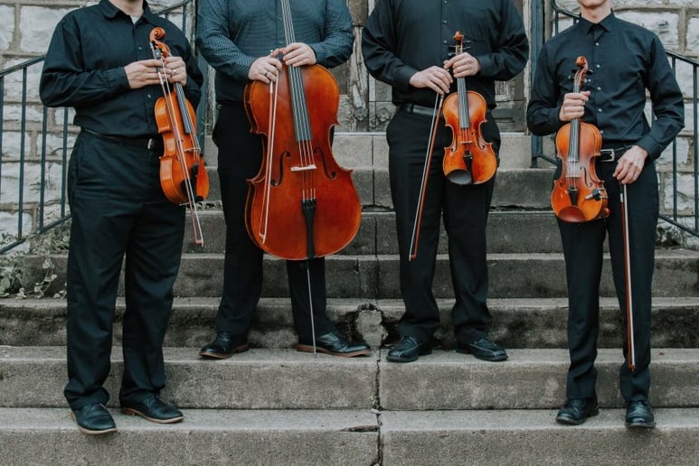 Gallery photo 7 of Strings in One