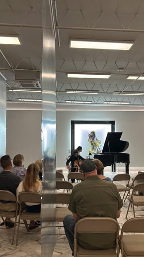 Gallery photo 7 of Strings Live Music