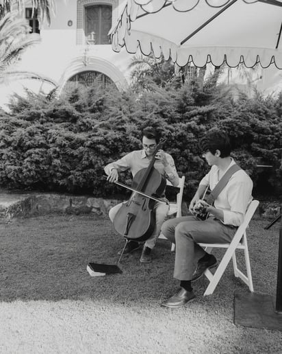Gallery photo 3 of Vela String Duo