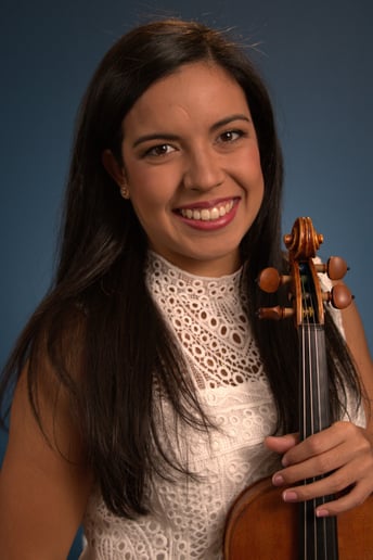 Gallery photo 1 of Brenda - Strolling violinist, Electric violin