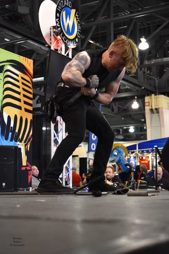 Gallery photo 2 of Steel Bending Strongman