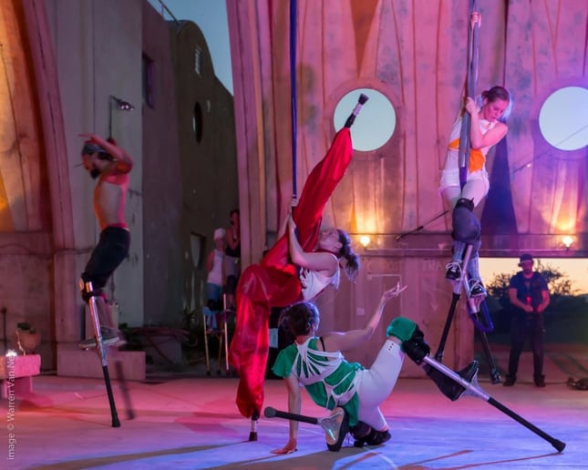 Gallery photo 5 of Stumbling Star Stilt Walker