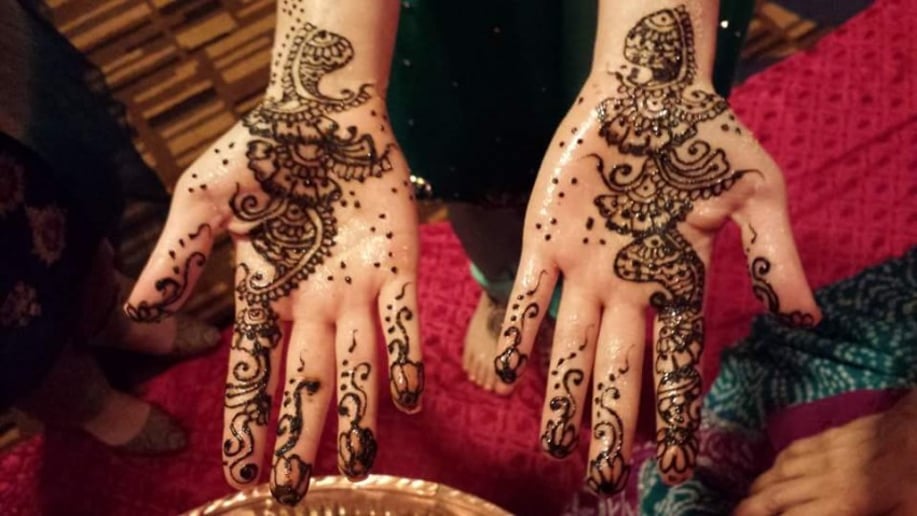 Gallery photo 5 of Stylish Henna