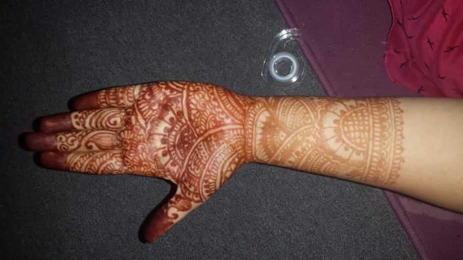 Gallery photo 7 of Stylish Henna