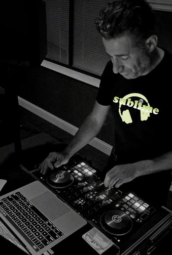 Gallery photo 3 of Sublime Entertainment DJs
