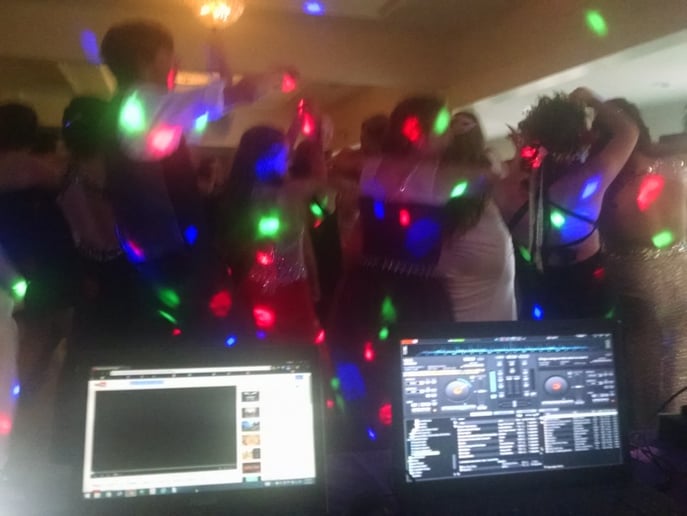 Gallery photo 4 of Sugar Foot DJ's