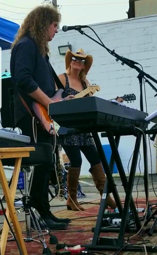 Gallery photo 7 of SugRRocK Music Duo