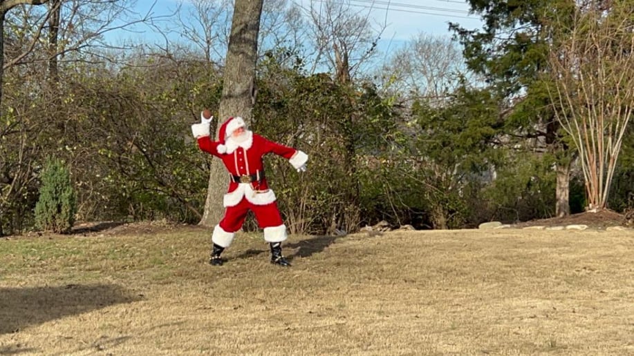 Gallery photo 4 of Suitcase Santa