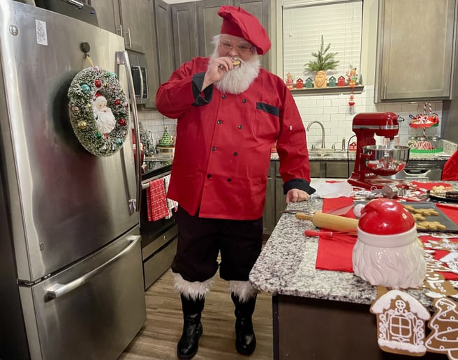 Gallery photo 9 of Sully Claus