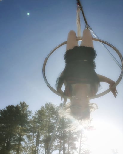 Gallery photo 3 of Summer Rain Circus