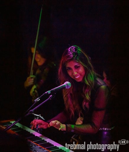 Gallery photo 10 of Summer Swee-Singh Piano Performances