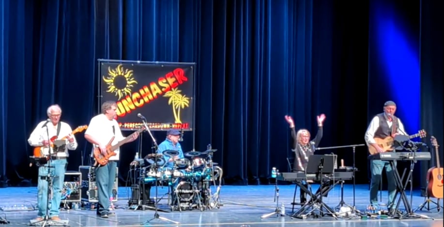 Gallery photo 5 of Sunchaser