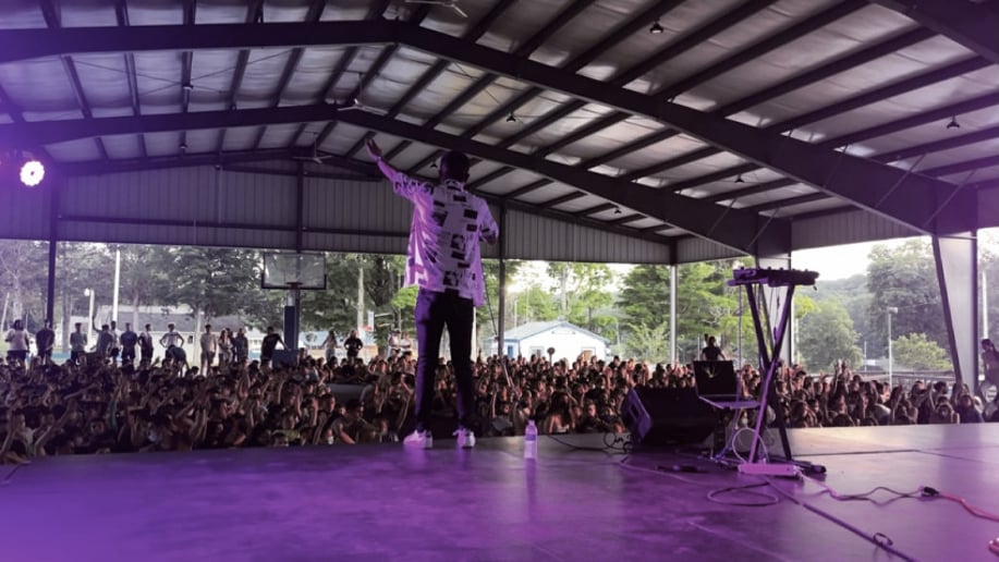 Gallery photo 3 of SungBeats - Beatbox Looping Champion