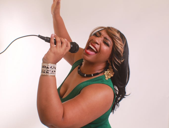 Gallery photo 5 of Sunja Dannette Soulful Singer