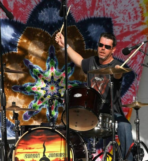 Gallery photo 2 of Sunset Junkies