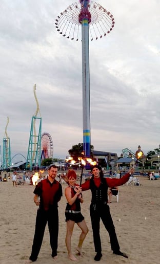 Gallery photo 5 of Sunshine Fire Entertainment