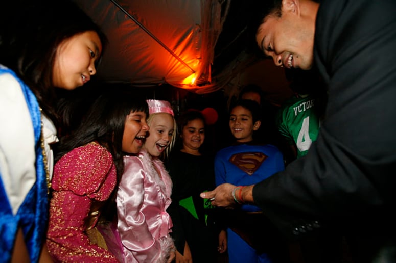 Gallery photo 7 of Super Magic Shows