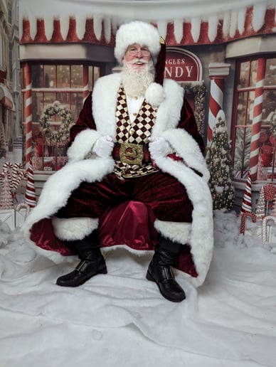 Gallery photo 2 of Super Santa Brent