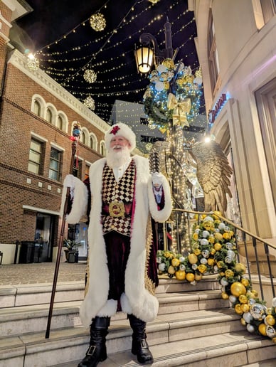Gallery photo 3 of Super Santa Brent