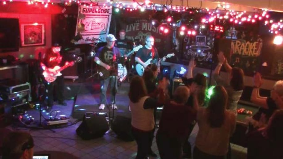 Gallery photo 7 of Superglide Band