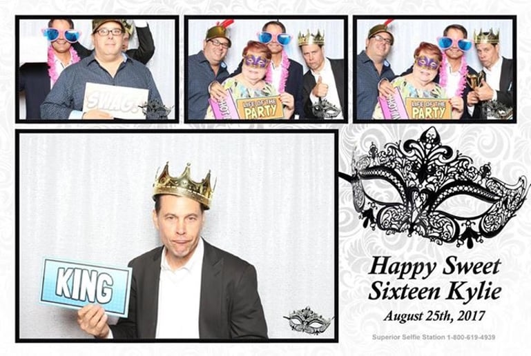 Gallery photo 8 of Superior Selfie Station