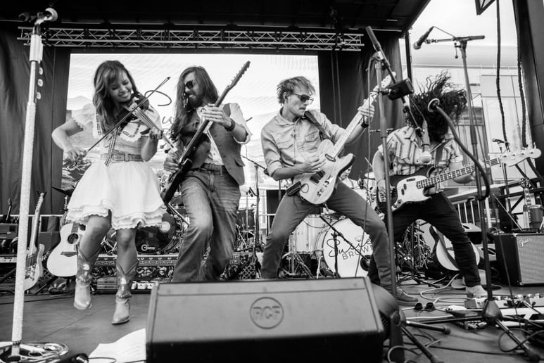 Gallery photo 2 of Susie Brown Band