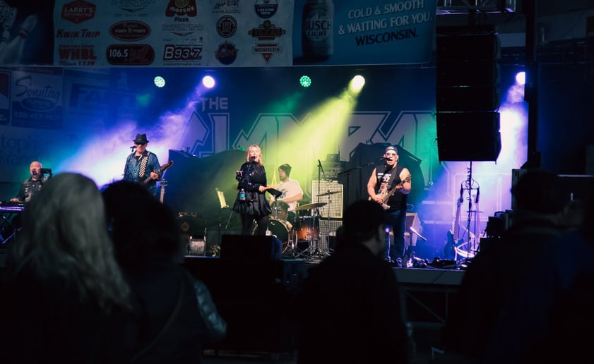 Gallery photo 1 of Suzie & the Detonators