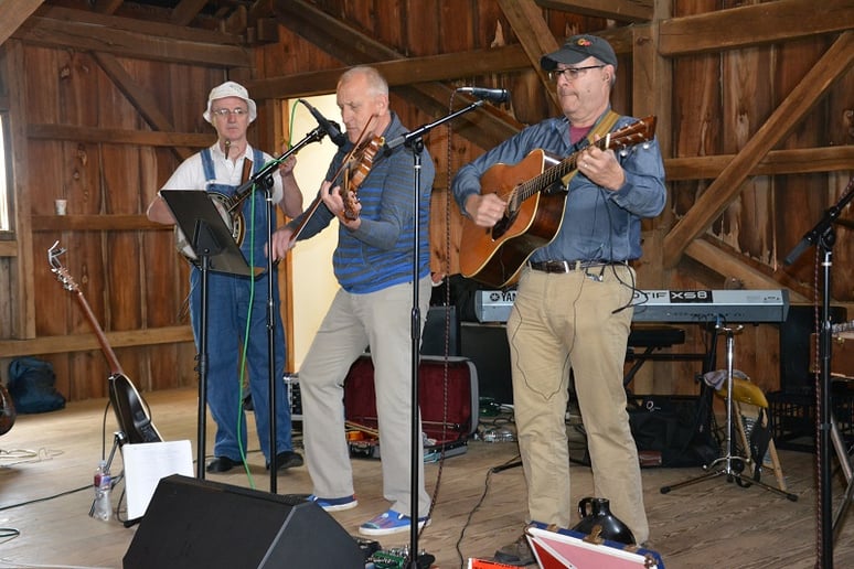 Gallery photo 5 of Swampgrass Jug-Band