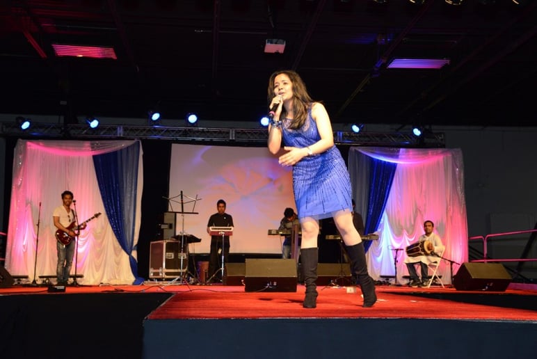 Gallery photo 6 of Swati Mishra Music