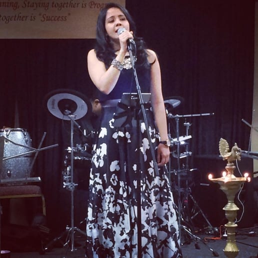 Gallery photo 5 of Swati Mishra Music