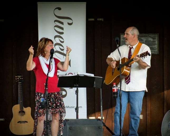 Gallery photo 5 of SweetLife Music