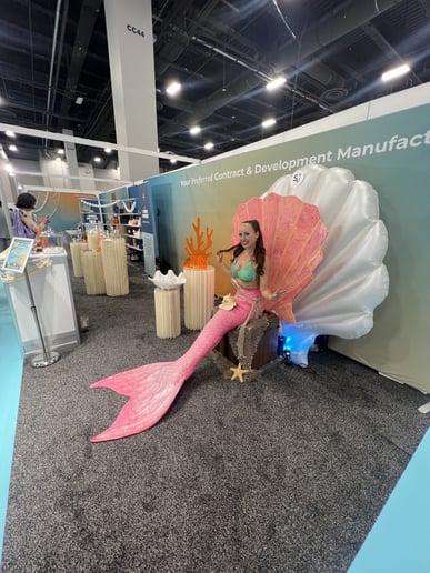 Gallery photo 8 of Swimming Mermaid
