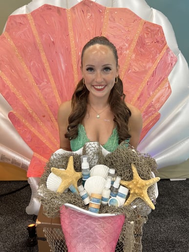 Gallery photo 11 of Swimming Mermaid