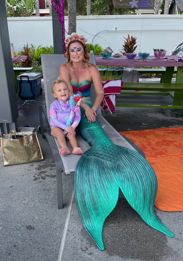 Gallery photo 1 of Swimming Princess Ariel/Mermaid Delphine