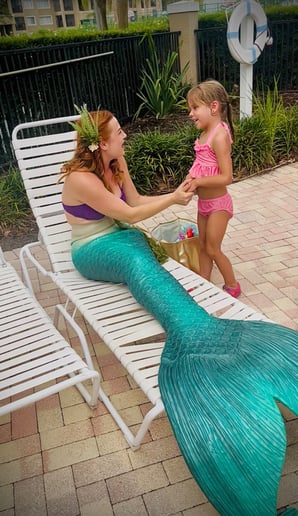 Gallery photo 2 of Swimming Princess Ariel/Mermaid Delphine