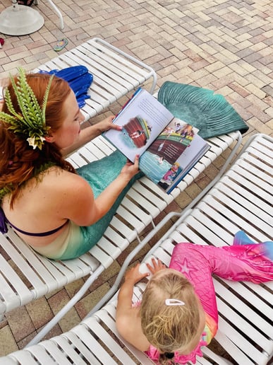 Gallery photo 6 of Swimming Princess Ariel/Mermaid Delphine