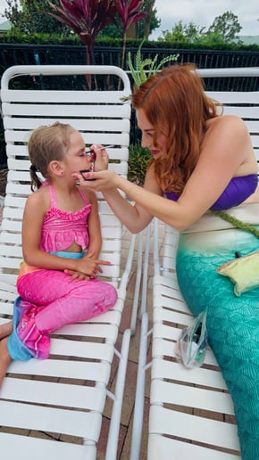 Gallery photo 9 of Swimming Princess Ariel/Mermaid Delphine