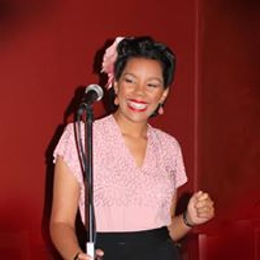 Gallery photo 6 of Swingin' with Ellie Shaw