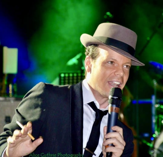 Gallery photo 1 of Swinging as Sinatra