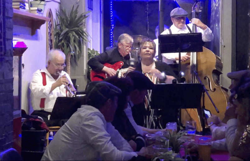 Gallery photo 9 of SwingStreet