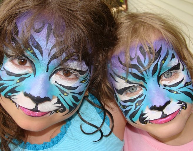 Gallery photo 2 of Swirls and Curls Face Painting