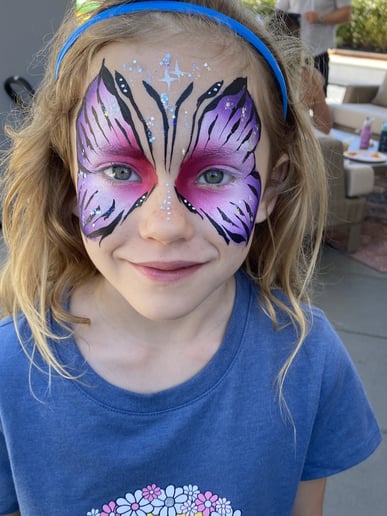 Gallery photo 5 of Syn-Sational Smiles Face Painting