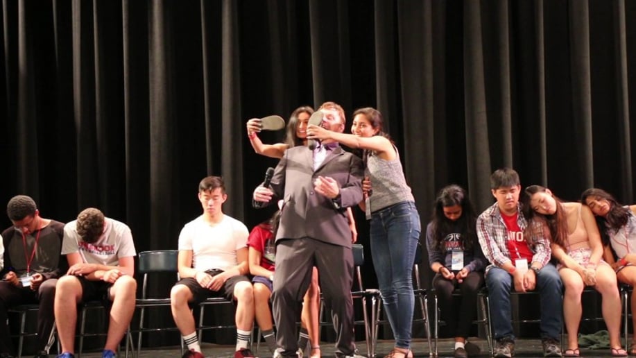 Gallery photo 2 of Szeles Comedy Hypnotist